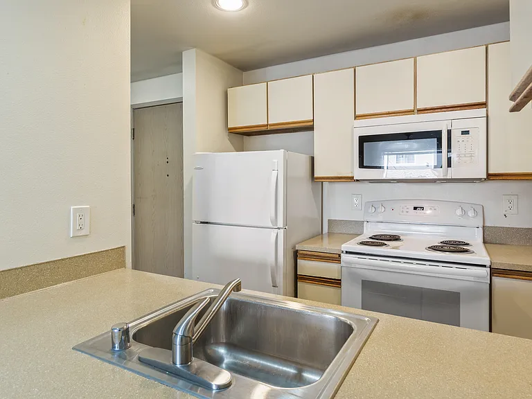 1151 N 94th St #11 — Photo 1