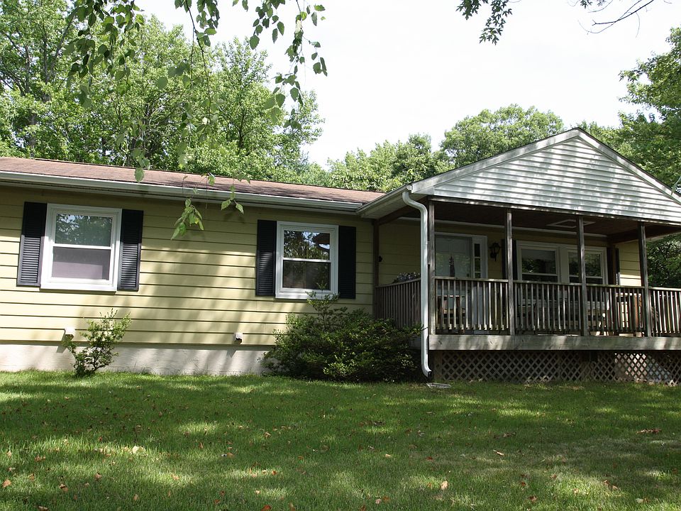 2nd image of 1851 Wilson Rd