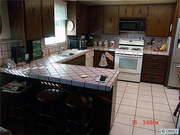 4th image of 13582 Descanso Dr