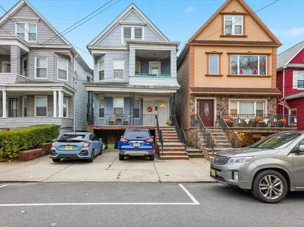 98 W 47th St #2, Bayonne, NJ 07002