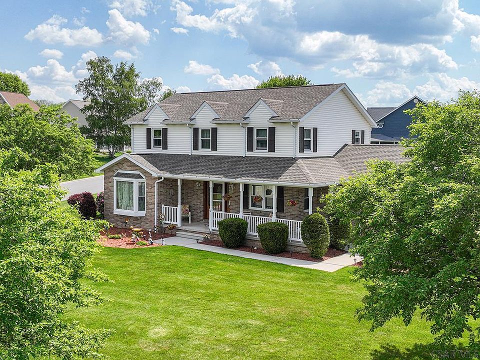 1st image of 140 Wyndemere Dr