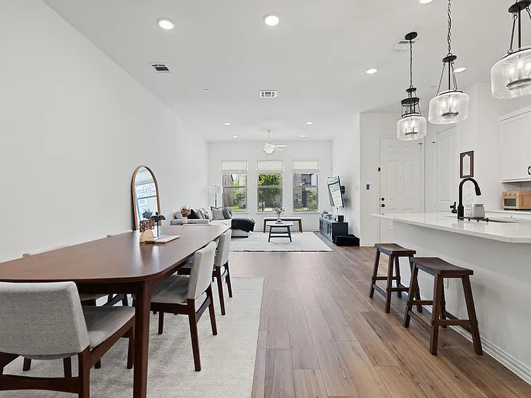 6435 Baritone Ct — Photo 8