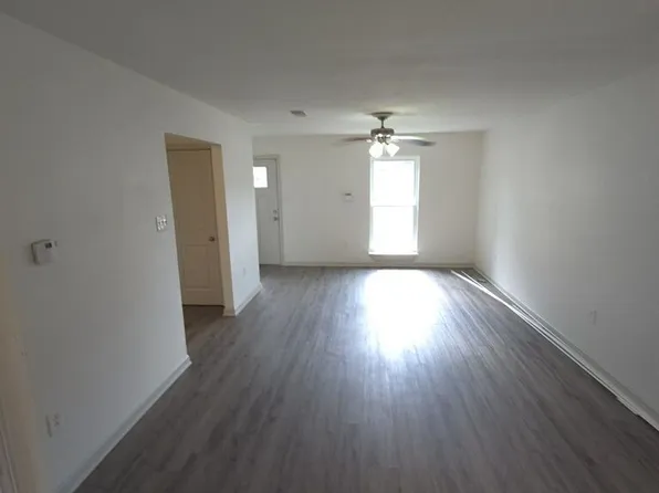 8719 Montclair St, Denham Springs, LA 70726