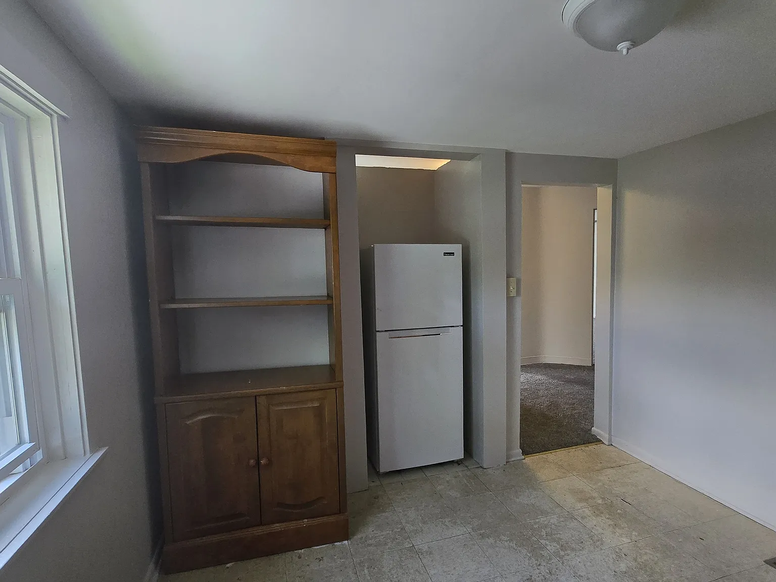 High Street Northeast 1113 - Upper — Photo 3