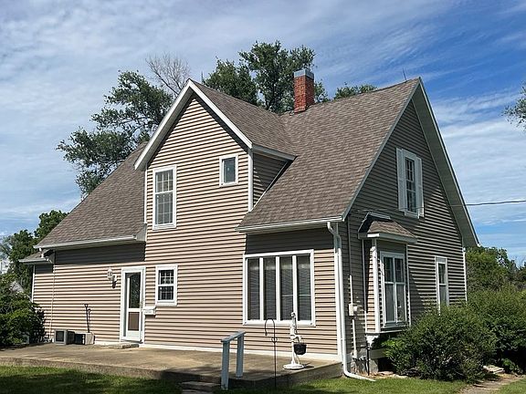2nd image of 318 S 18th St
