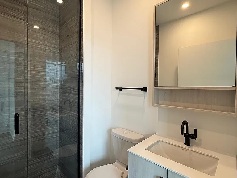 88 Queen St E #703 — Photo 8