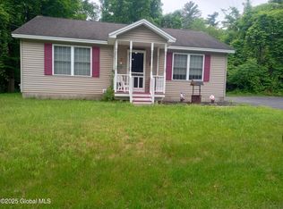 2 Cherry St, Lake George, NY 12845