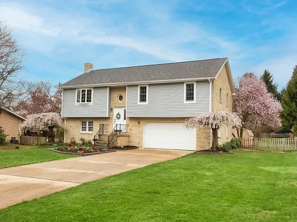 110 Park Dr, Valencia, PA 16059