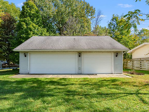 2nd image of 0 Lakeview Dr