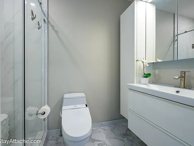 1521 Corcoran St NW #5 — Photo 12