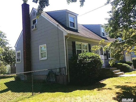 4th image of 31 Hilliard Ave
