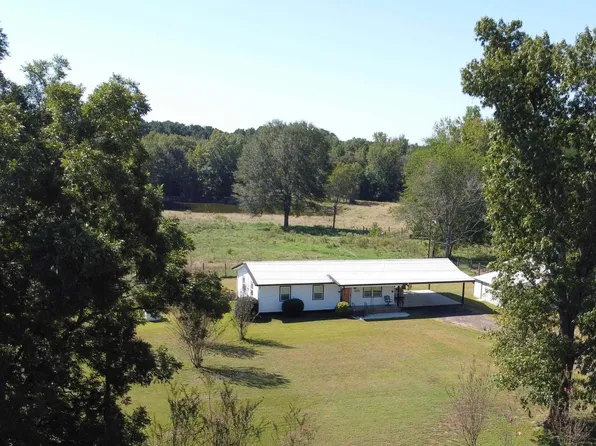 5695 Fm 561, Simms, TX 75574