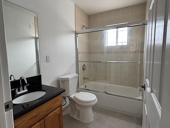 3rd image of 2429 E 110th St #B