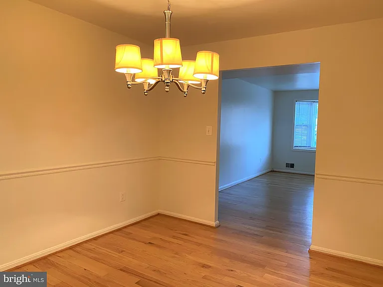 6802 Dina Leigh Ct — Photo 11