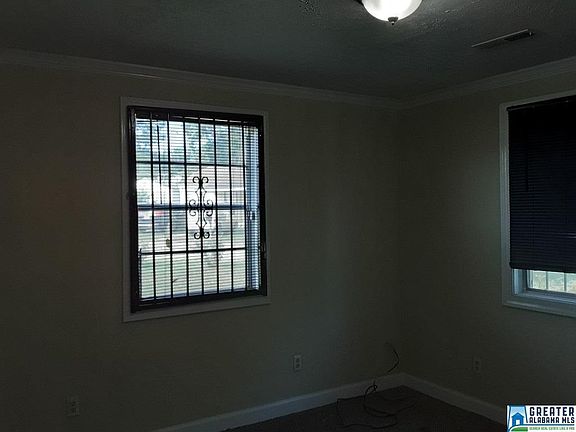 4th image of 1428 Rayfield Dr