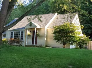 2866 Wabash Dr NE, Grand Rapids, MI 49525