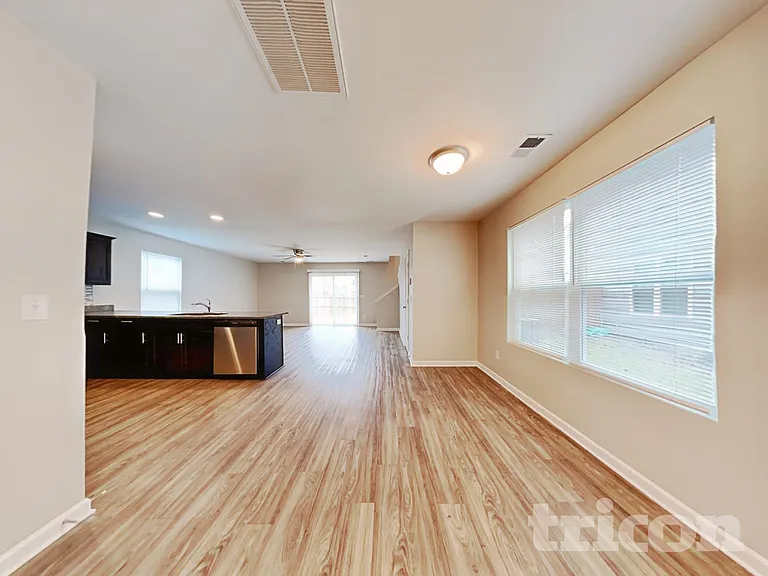 26 Routhland Ct — Photo 5