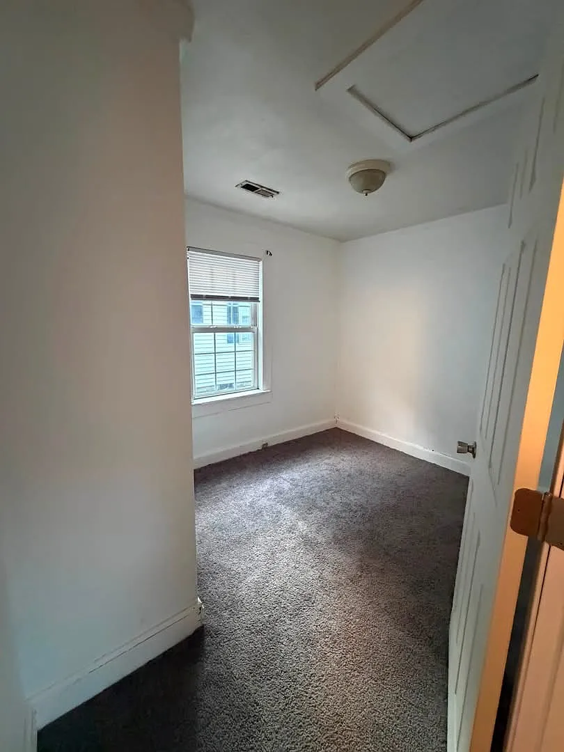 2853 Old Galberry Rd — Photo 4