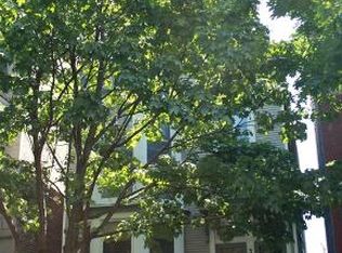 3321 N Kenmore Ave, Chicago, IL 60657