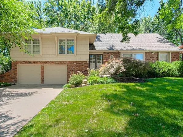 5009 NW 83rd Ter, Kansas City, MO 64151