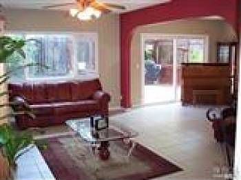 4th image of 417 Orinda Ave