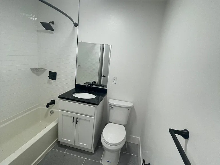 Hallway bathroom
*House is being worked on and will be cleaned before it is leased
