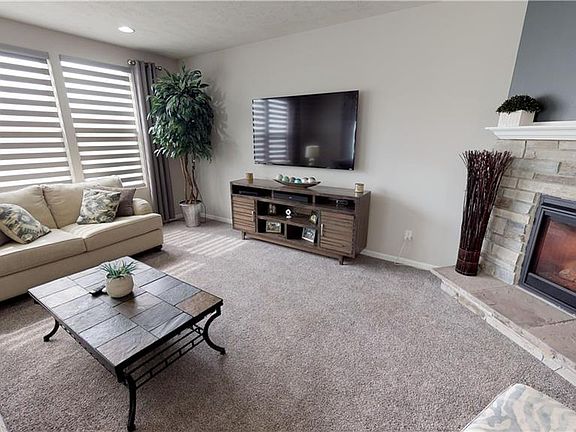 4th image of 1958 Baker Ln