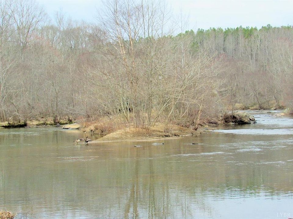 2nd image of 668 Sherwood Forest Ln