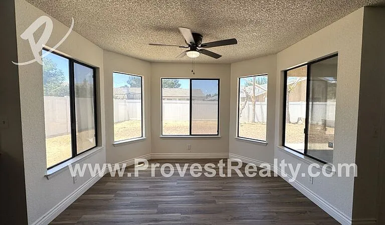 13000 Norfolk Ln — Photo 15
