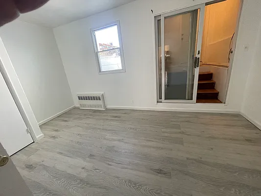 Rented by MQ Realty LLC | media 6