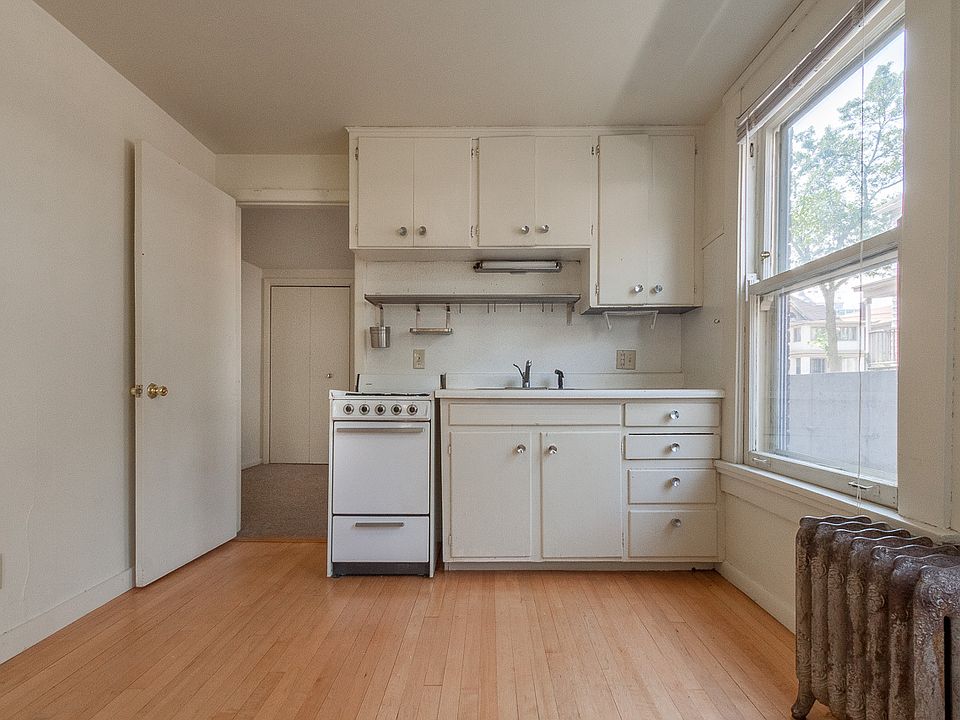 1st image of 146 E Gorham St #10524667