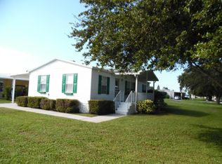 900 Pecan Cir, Barefoot Bay, FL 32976