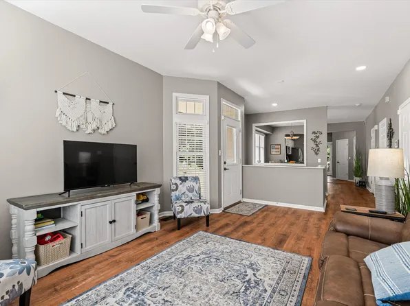 1805 Scarborough Dr, Columbia, MO 65201