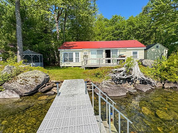2nd image of 20 Hemlock Drive