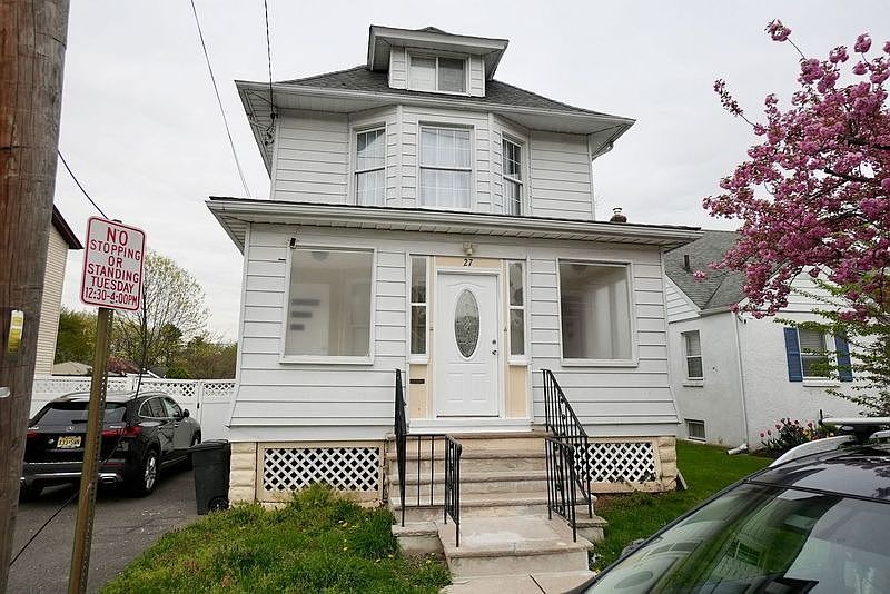 1st image of 27 Mount Pleasant Ave Floor 1