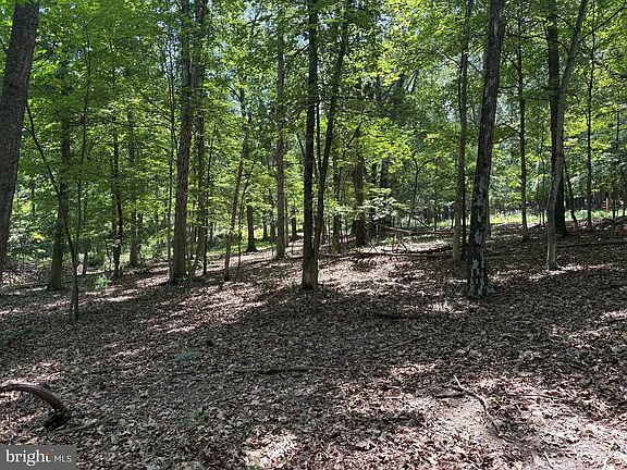 5th image of 16 Rolling Acres Dr