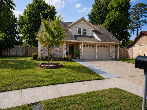 23907 Spring Mill Ln, Spring, TX 77373