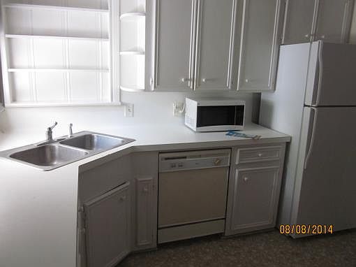 4th image of 1307 Lamar St