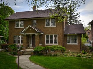 1053 Glenwood Ave, Joliet, IL 60435