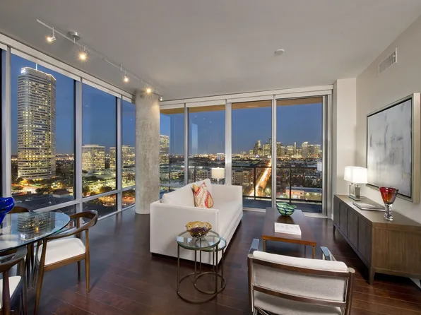 The Sovereign at Regent Square, 3233 W Dallas St APT 121, Houston, TX 77019