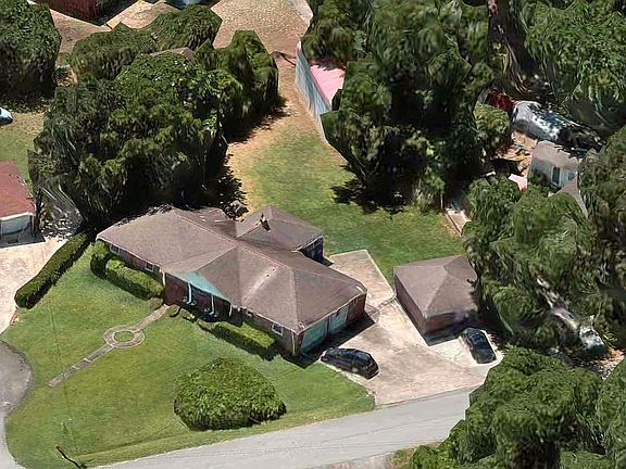 3rd image of 1410 Clearbrook St