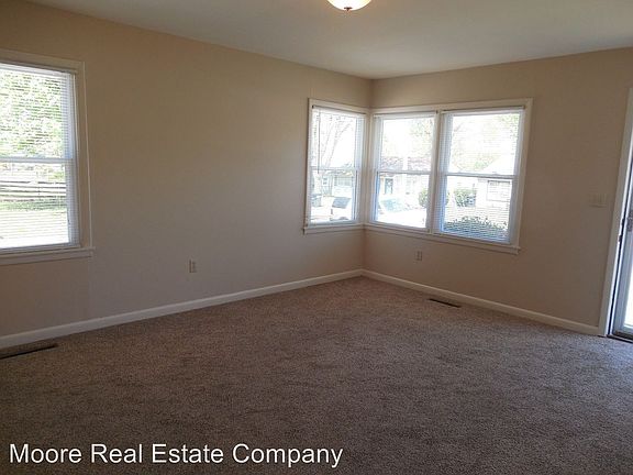 3rd image of 801 River Oaks Blvd
