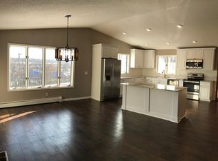 720 Minnesota St S, Bayport, MN 55003