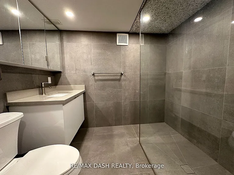 725 Palmerston Ave W #BASEMENT — Photo 21