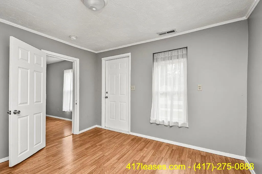 2 bed, 576 sqft, $775 — Photo 4