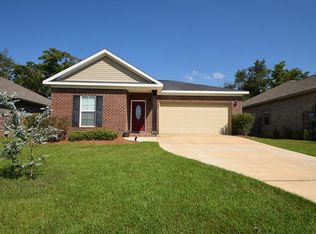 206 Belhaven Dr, Dothan, AL 36303
