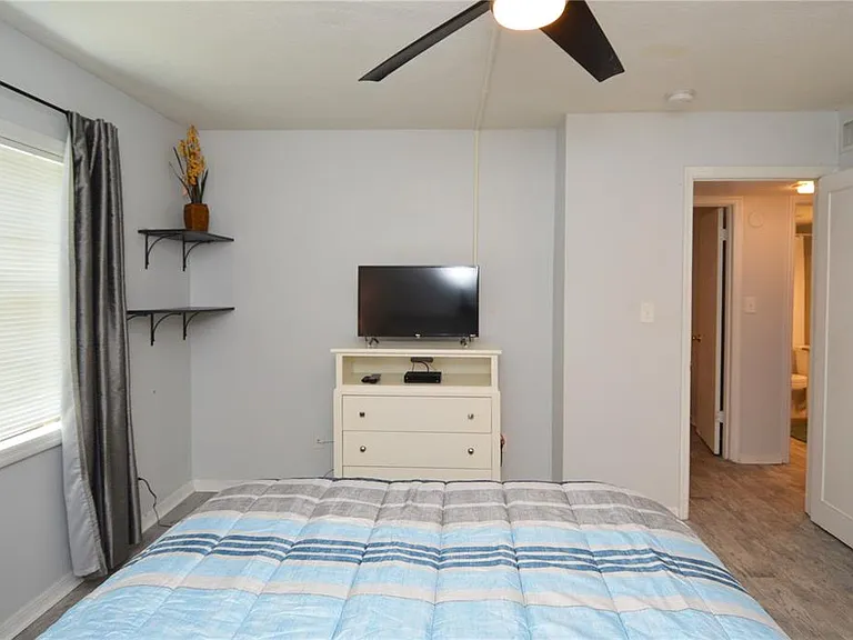 3873 Pompano Dr SE #B — Photo 31