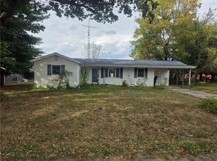 417 E Elm St, Cowden, IL 62422