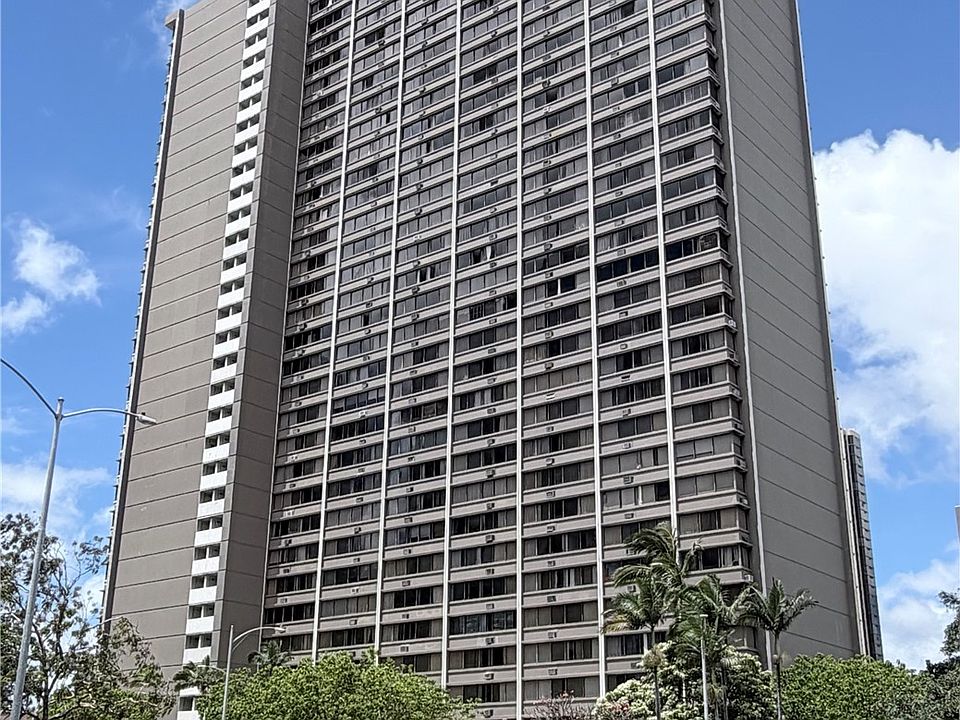 1st image of 55 S Kukui St APT D208