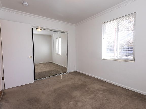 3rd image of 3334 S Pioneer St